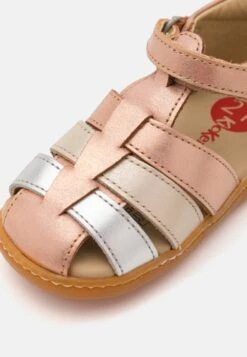 Kickers FLO - Sandales - Rose/multi-coloured -Kickers Soldes Magasin 05c03cad6f224e5bac7a4c3619b95f3d