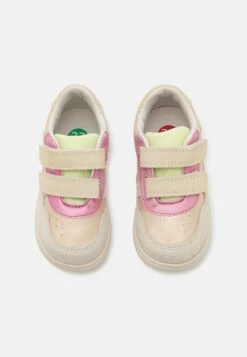 Kickers KICKMOTION - Baskets Basses - Beige Champagne/rose -Kickers Soldes Magasin 0eaeaecb736b470e9d0fd62d9280d59a