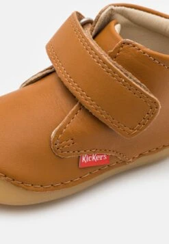 Kickers Chaussures Premiers Pas - Camel -Kickers Soldes Magasin 2de165974ccc4107a4049772a08eb96e