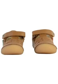 Kickers Baskets Basses - Camel Clair 8 Kickers Baskets Basses - Camel Clair -Kickers Soldes Magasin 5a49f0f53b4f4fdfa7a3b83d588184a9