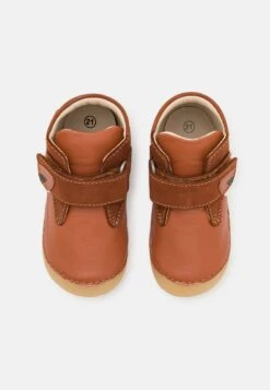 Kickers SABIO UNISEX - Chaussures Premiers Pas - Marron 9 Kickers SABIO UNISEX - Chaussures Premiers Pas - Marron -Kickers Soldes Magasin 66bedf8119844acc80ca28476d5f3919