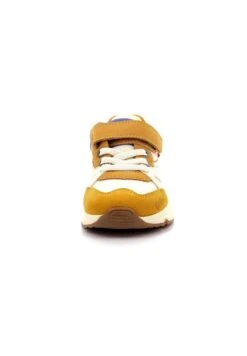 Kickers BASSES RUNRUN - Baskets Basses - Camel -Kickers Soldes Magasin 81c7cb81b779470e9105523b1c985103