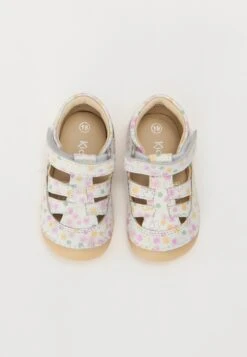 Kickers KICK SUSHYK - Chaussures Premiers Pas - Blanc 9 Kickers KICK SUSHYK - Chaussures Premiers Pas - Blanc -Kickers Soldes Magasin 8c62c722d1bc4effb16db9b733bf31b3