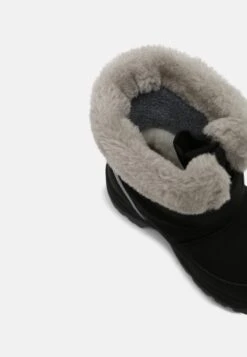 Kickers JUMPSNOW WPF - Bottes De Neige - Noir -Kickers Soldes Magasin a63d7c5fe21d4e81b1a7f19b5fad029c