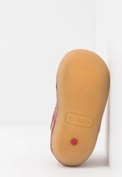 Kickers Sabio - Chaussures Premiers Pas - Rosé Antique 11 Kickers Sabio - Chaussures Premiers Pas - Rosé Antique -Kickers Soldes Magasin cbd8702233744aa6a75e0242076d92fd
