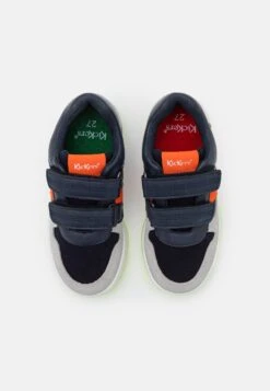 Kickers Bisckoto - Baskets Basses - Marine/Gris/Orange -Kickers Soldes Magasin d051d1c524ca4d648ba5dccede11cc67