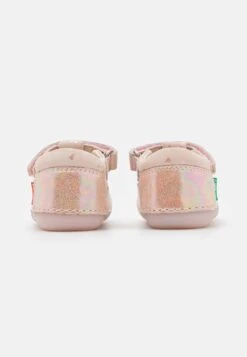 Kickers Sushy - Sandales - Rose Clair 8 Kickers Sushy - Sandales - Rose Clair -Kickers Soldes Magasin fdb75f5eb1984dbdbbdefe1504fa43c0